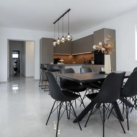 Vila Nila